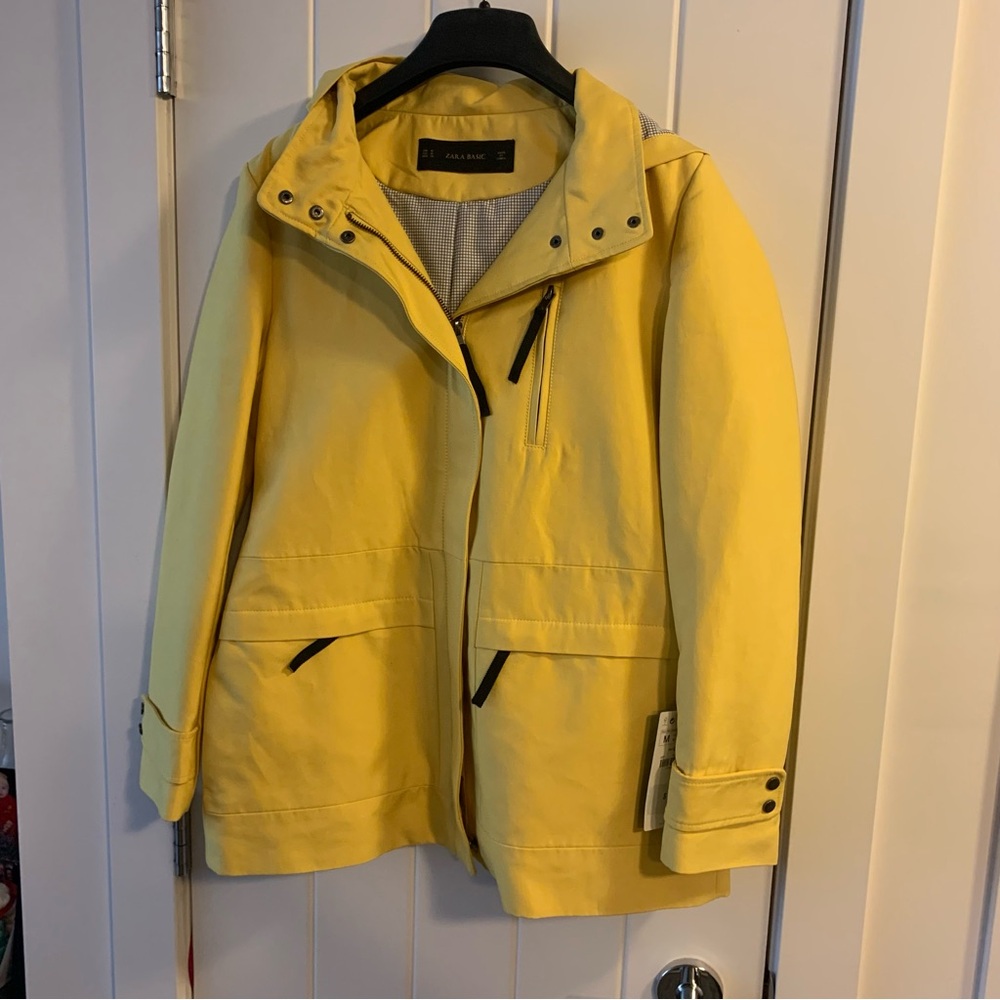 Zara Womans Lined Raincoat with attached Hood